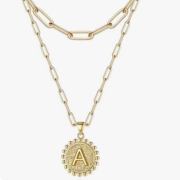 A-Z initial necklaces (GOLD) - Picture 2 of 10